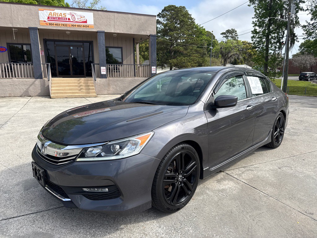 2017 Honda Accord Image 1