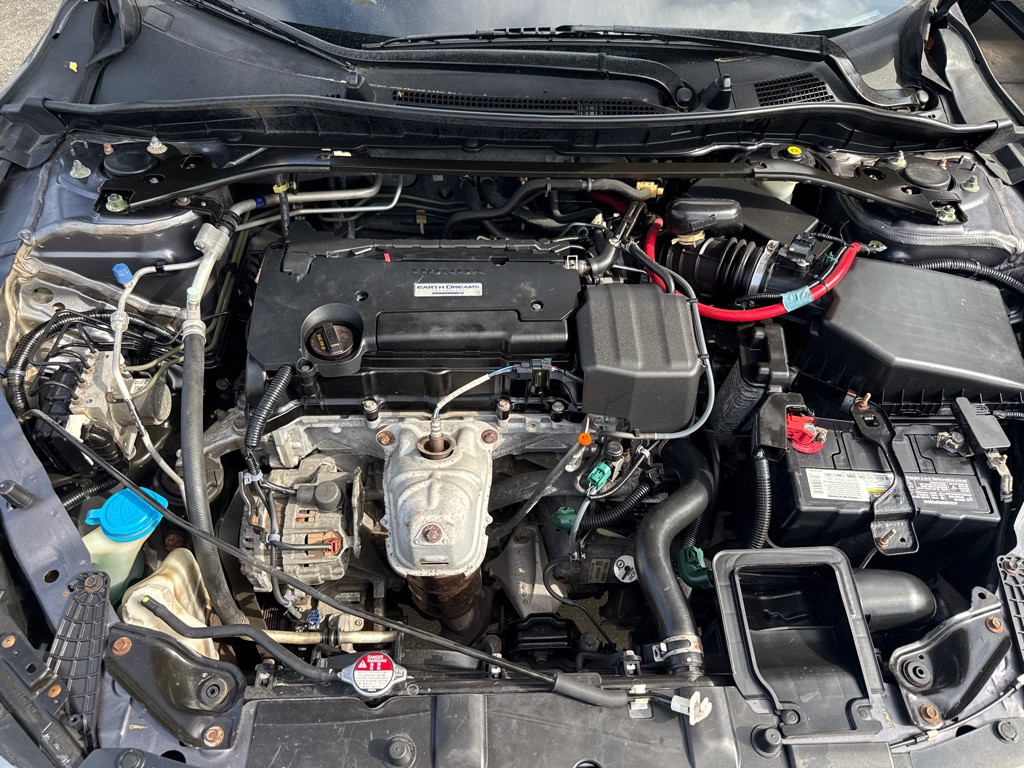 2017 Honda Accord Image 14