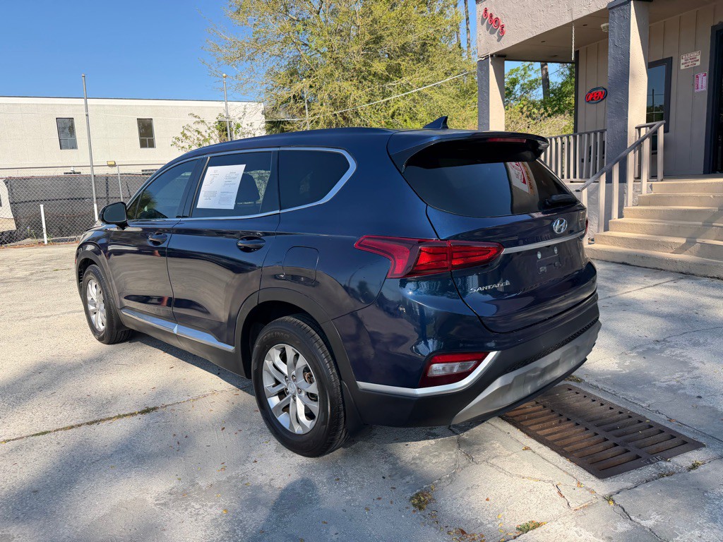 2020 Hyundai Santa Fe Image 2