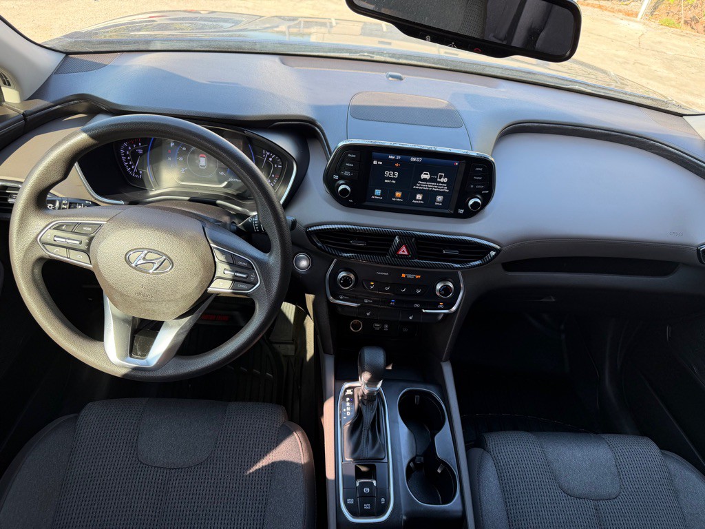 2020 Hyundai Santa Fe Image 6