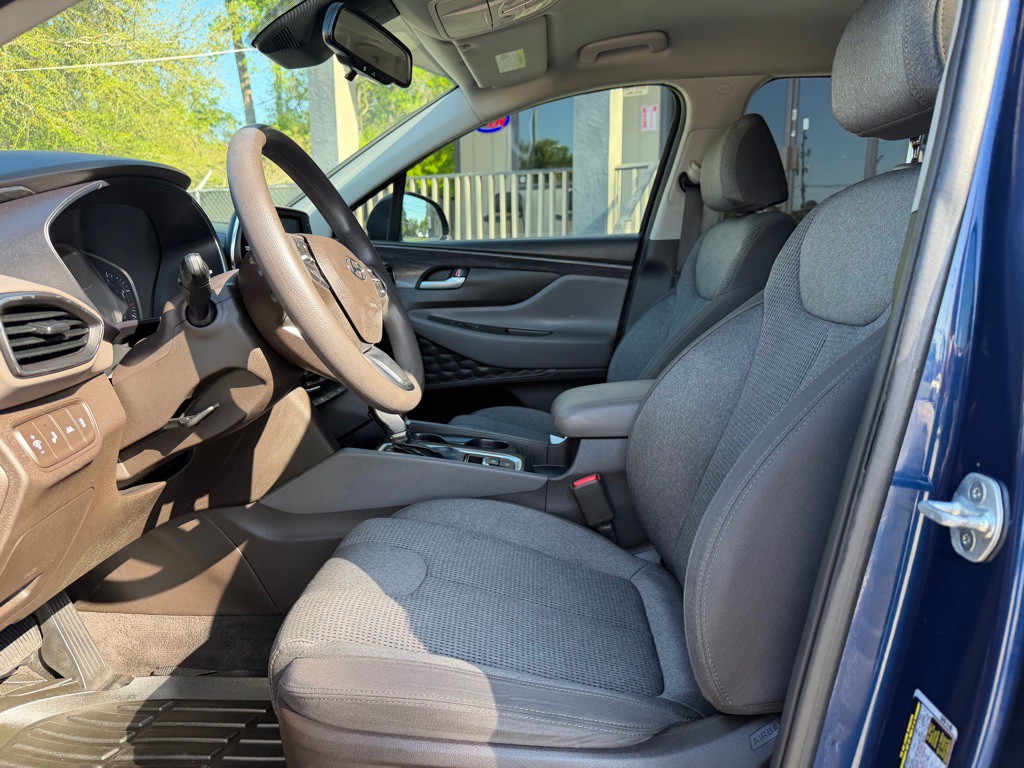 2020 Hyundai Santa Fe Image 9