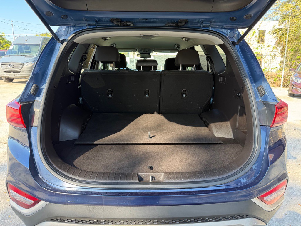 2020 Hyundai Santa Fe Image 12