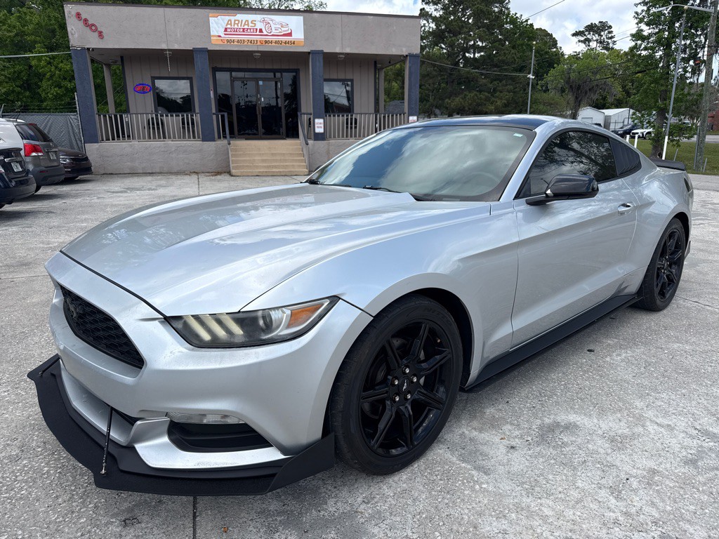 2017 Ford Mustang Image 1