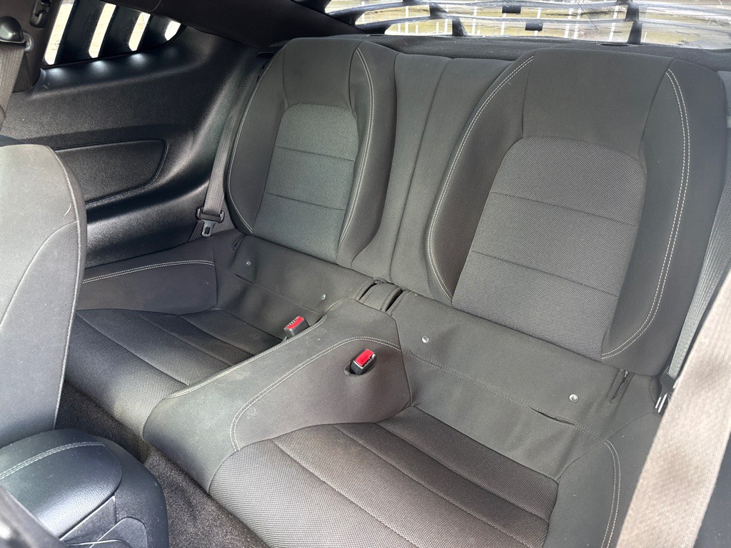 2017 Ford Mustang Image 8