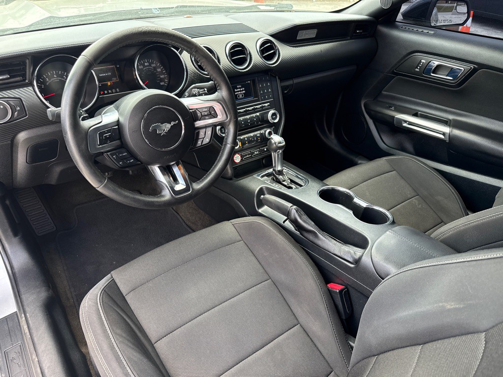 2017 Ford Mustang Image 9