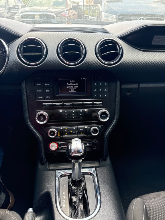 2017 Ford Mustang Image 10