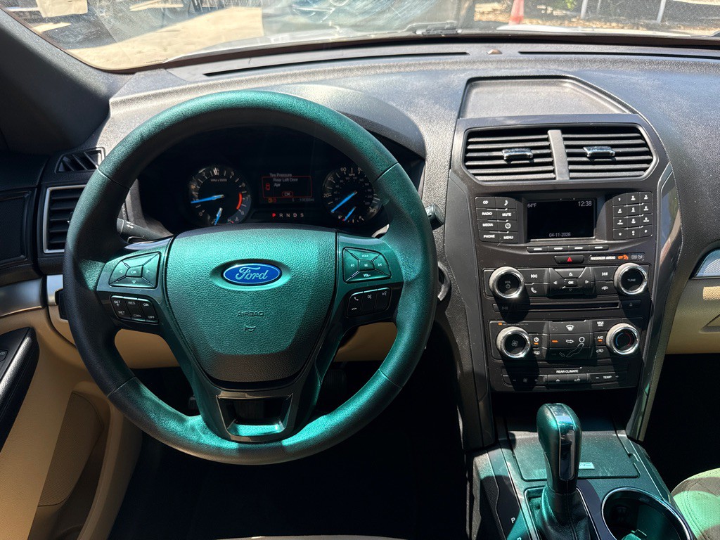 2017 Ford Explorer Image 11