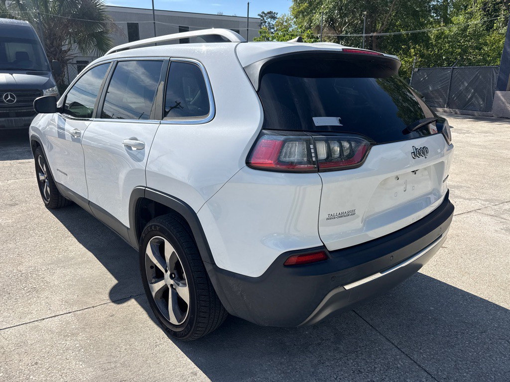 2019 Jeep Cherokee Image 3