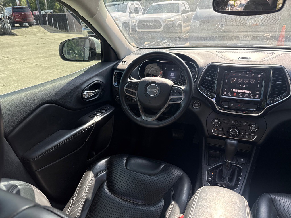 2019 Jeep Cherokee Image 10