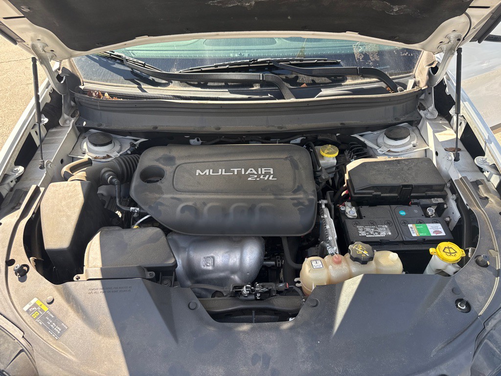 2019 Jeep Cherokee Image 16