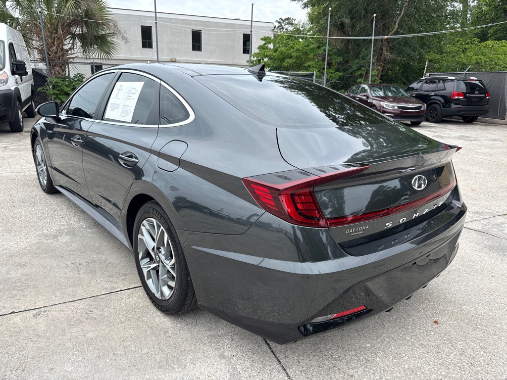 2023 Hyundai Sonata Image 3