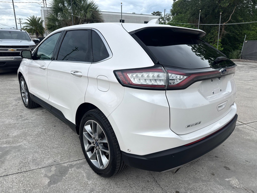 2017 Ford Edge Image 3