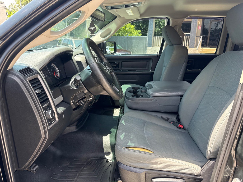 2016 RAM 1500 Image 7