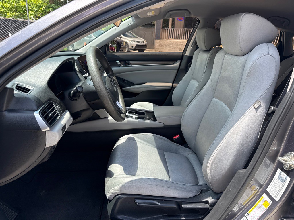 2019 Honda Accord Image 7