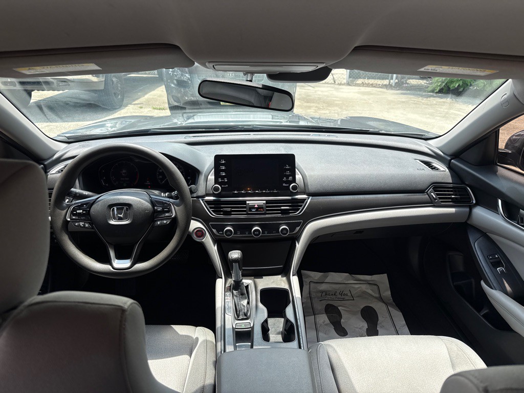 2019 Honda Accord Image 9