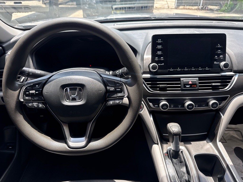 2019 Honda Accord Image 11