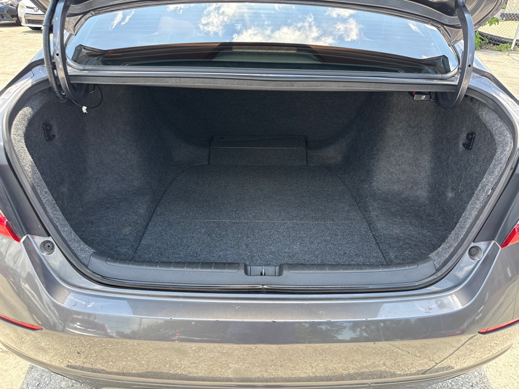 2019 Honda Accord Image 16