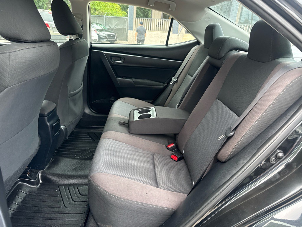 2017 Toyota Corolla Image 8