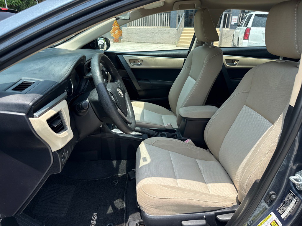 2016 Toyota Corolla Image 7