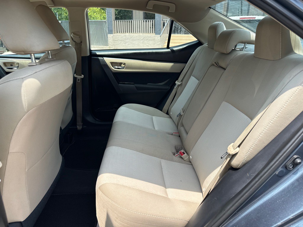 2016 Toyota Corolla Image 8