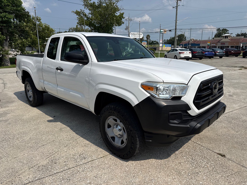 2018 Toyota Tacoma Image 6