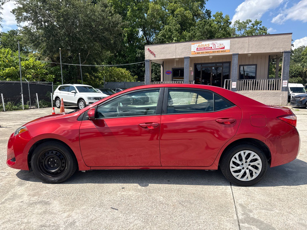 2019 Toyota Corolla Image 2