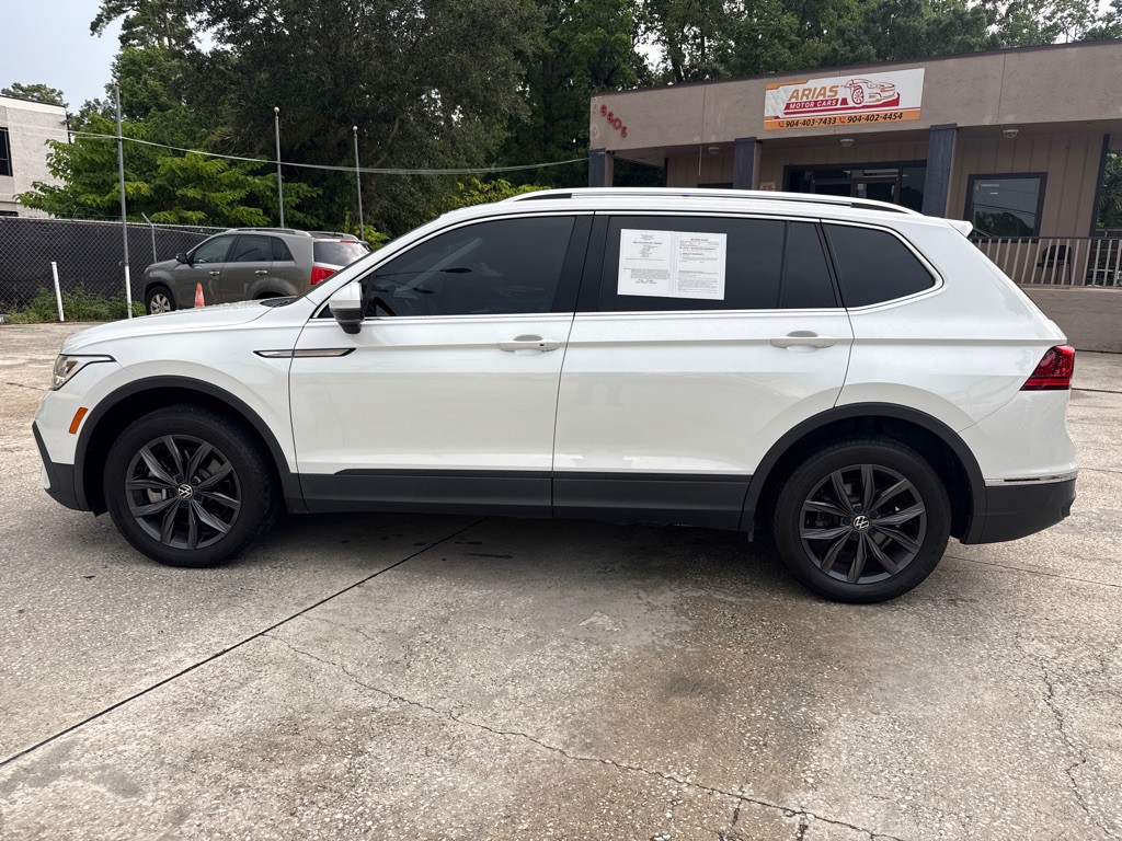 2023 Volkswagen Tiguan Image 2