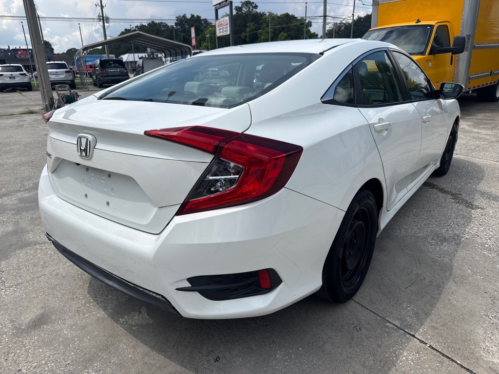 2017 Honda Civic Image 4