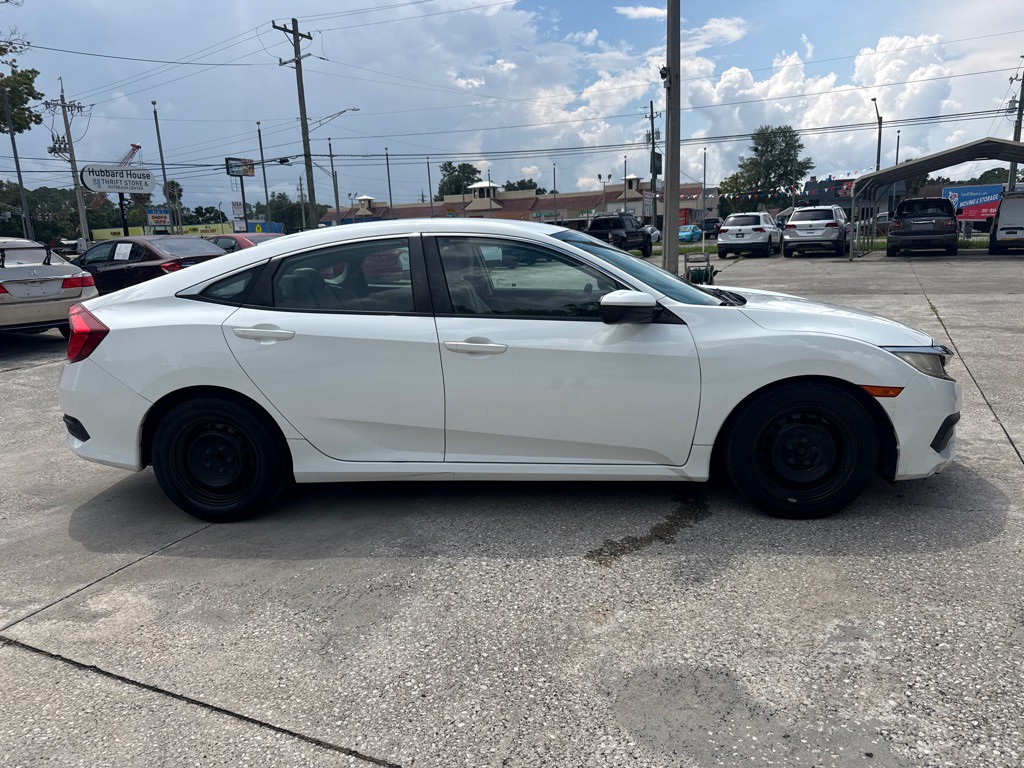 2017 Honda Civic Image 5
