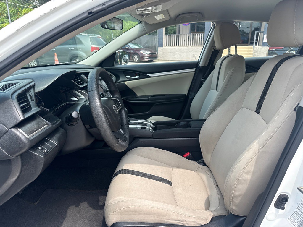 2017 Honda Civic Image 7