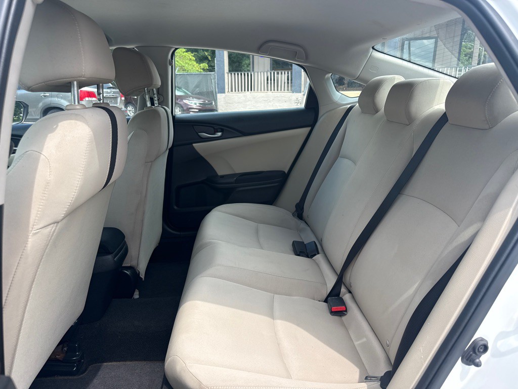 2017 Honda Civic Image 8