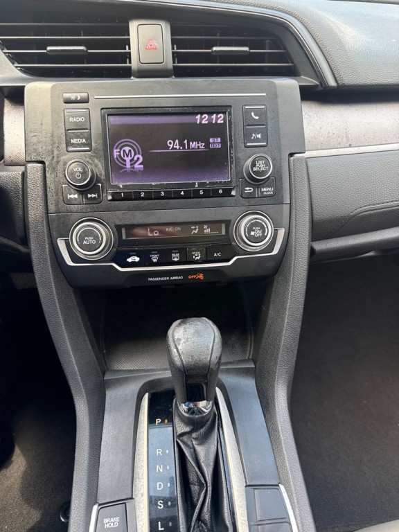 2017 Honda Civic Image 12