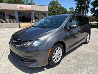Image for 2017 Chrysler Pacifica Touring ID: 7599784