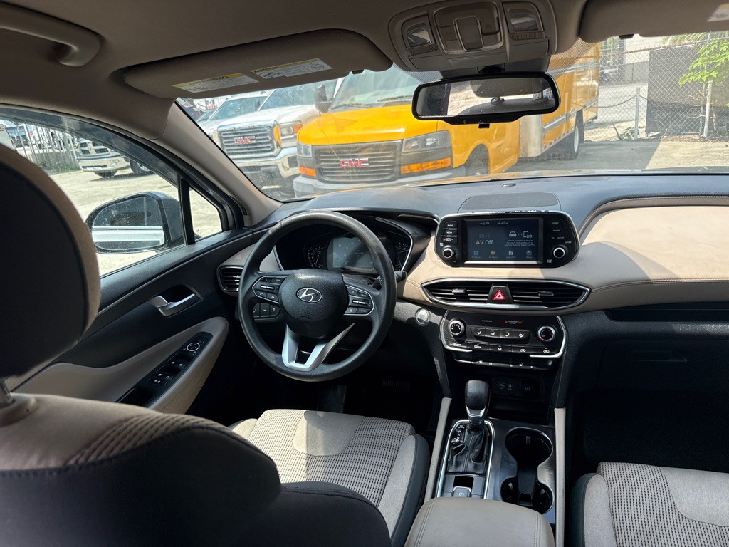 2019 Hyundai Santa Fe Image 12