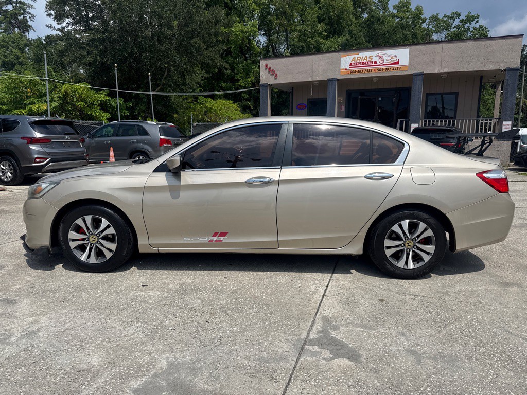 2013 Honda Accord Image 2