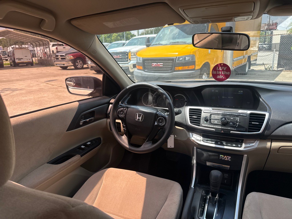 2013 Honda Accord Image 10