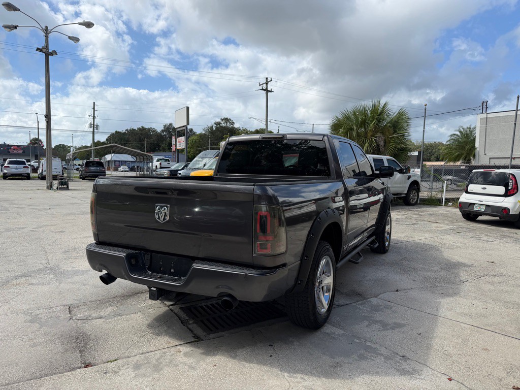 2015 RAM 1500 Image 3