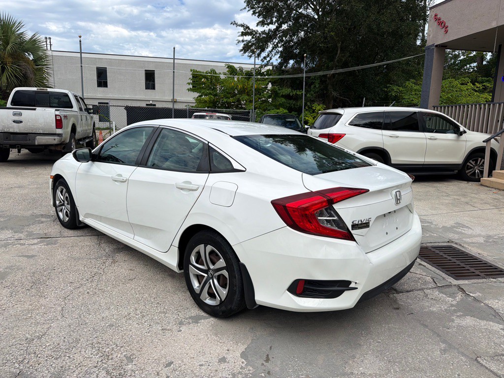 2016 Honda Civic Image 2
