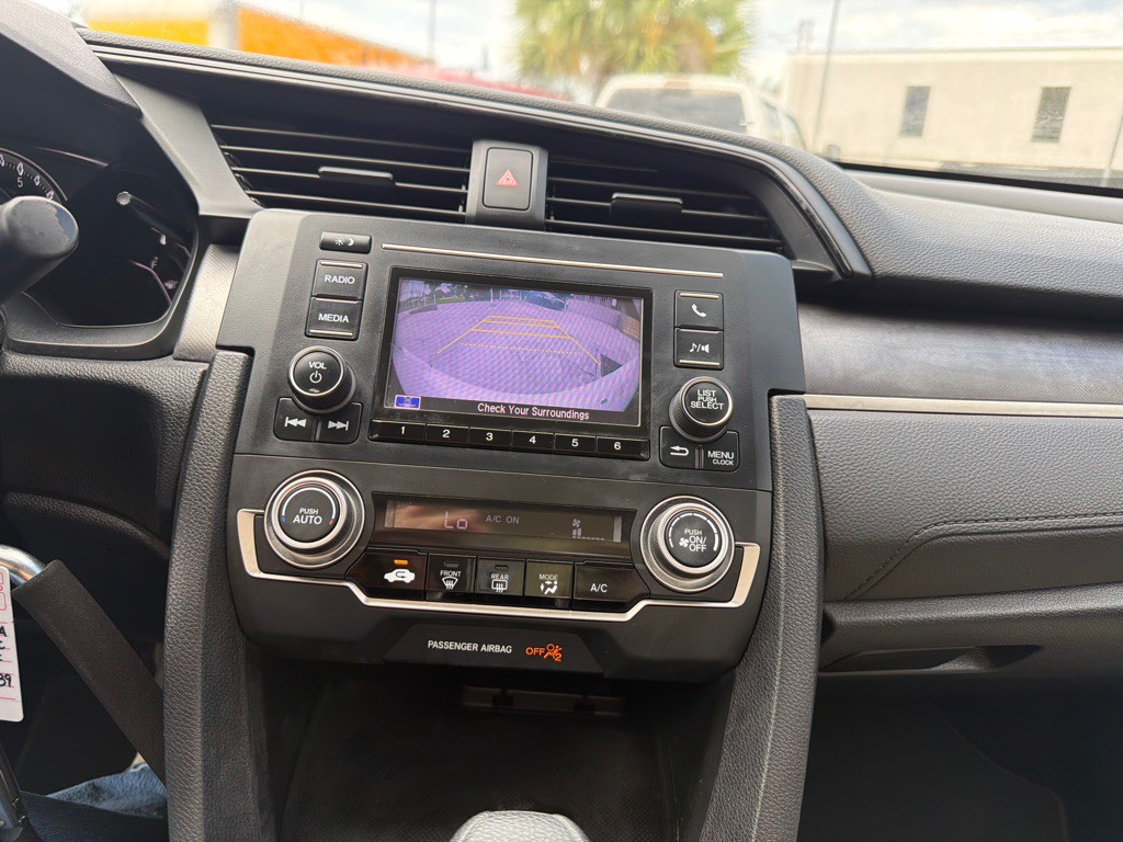 2016 Honda Civic Image 7