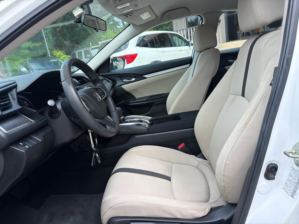 2016 Honda Civic Image 11