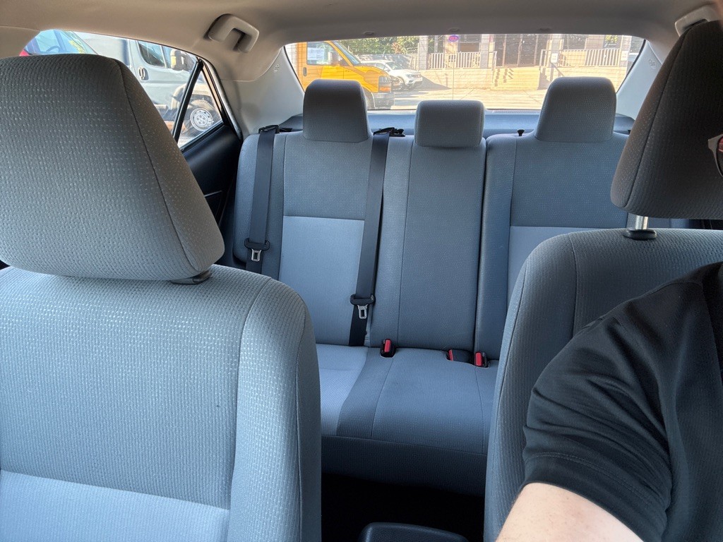 2015 Toyota Corolla Image 16