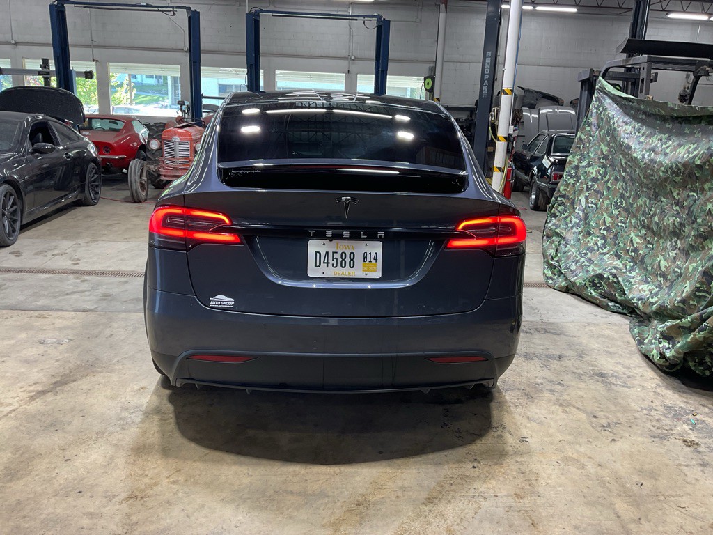 2020 Tesla Model X Image 6