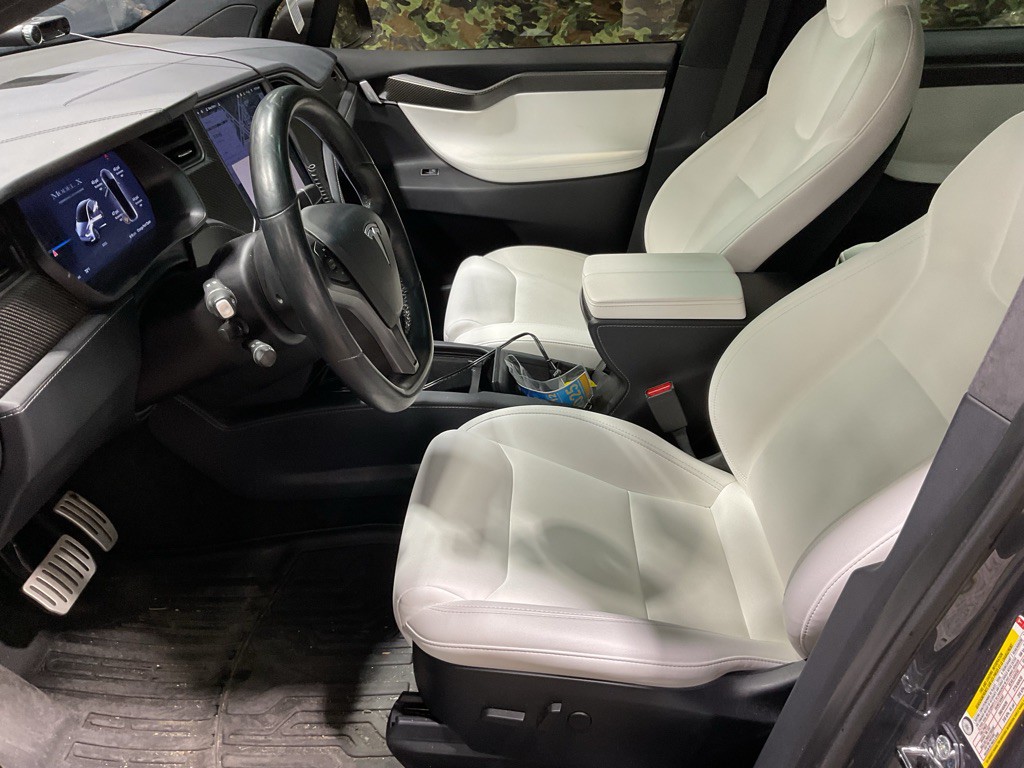 2020 Tesla Model X Image 7
