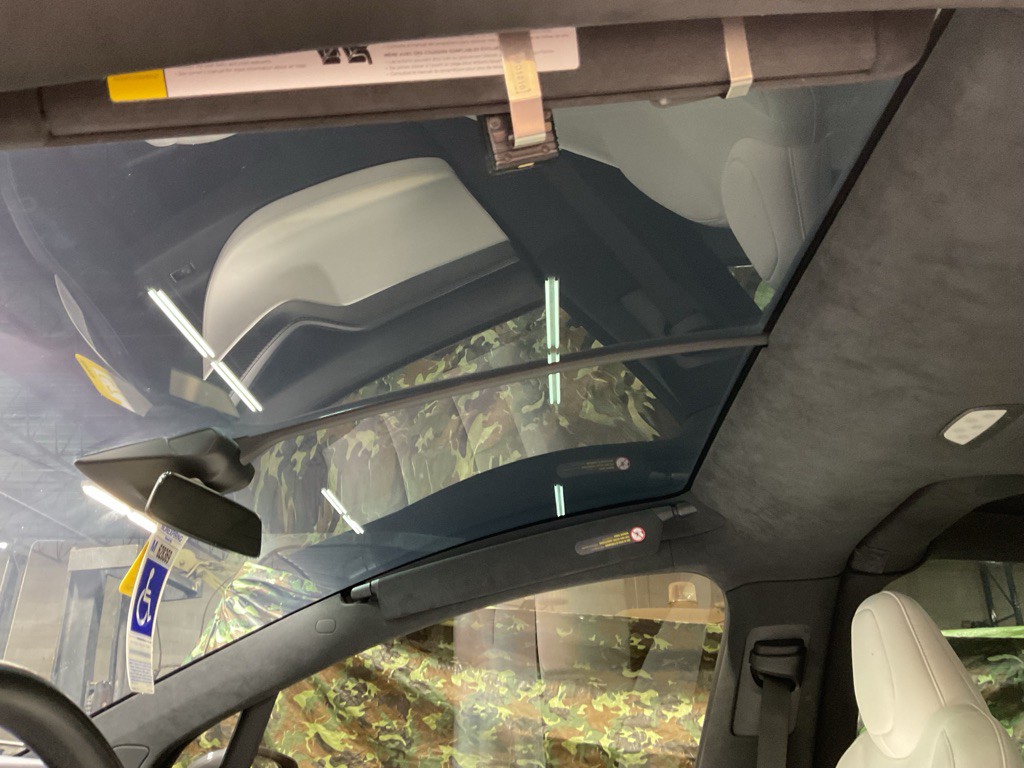 2020 Tesla Model X Image 12