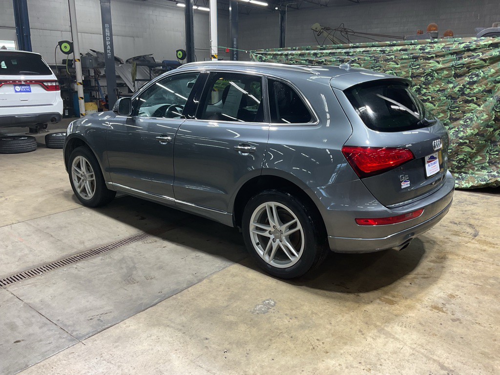 2017 Audi Q5 Image 2