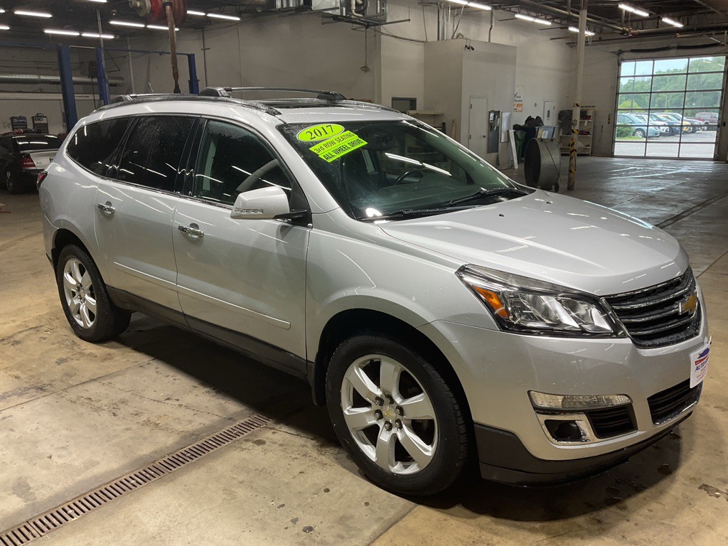 2017 Chevrolet Traverse Image 4