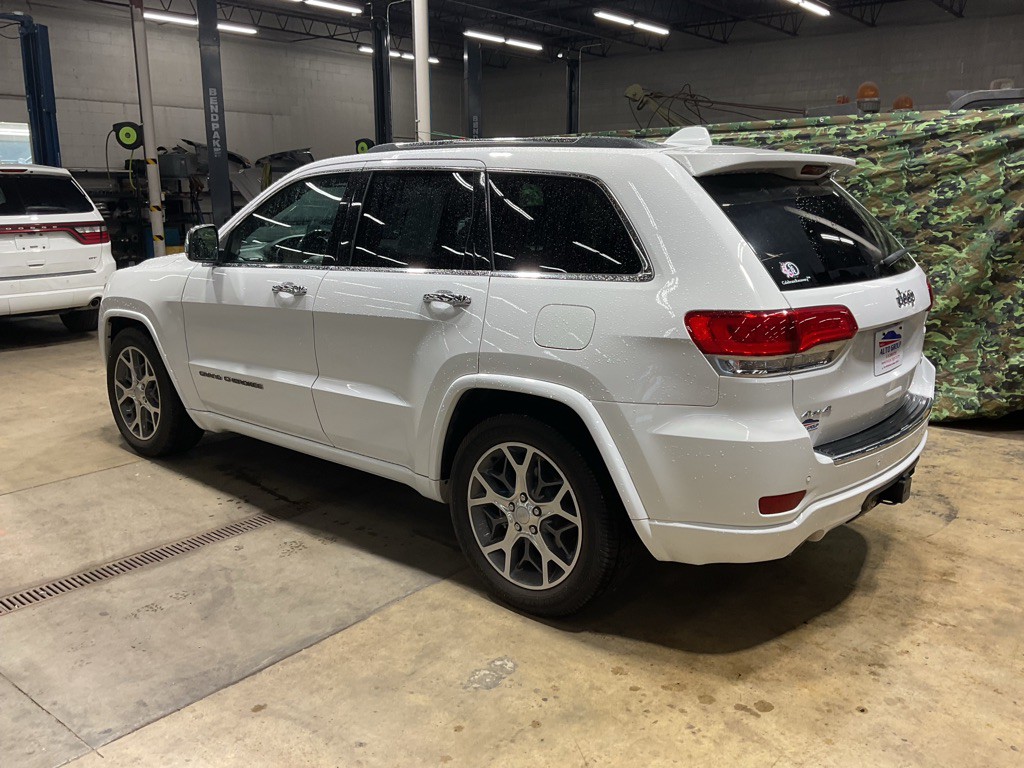 2021 Jeep Grand Cherokee Image 2