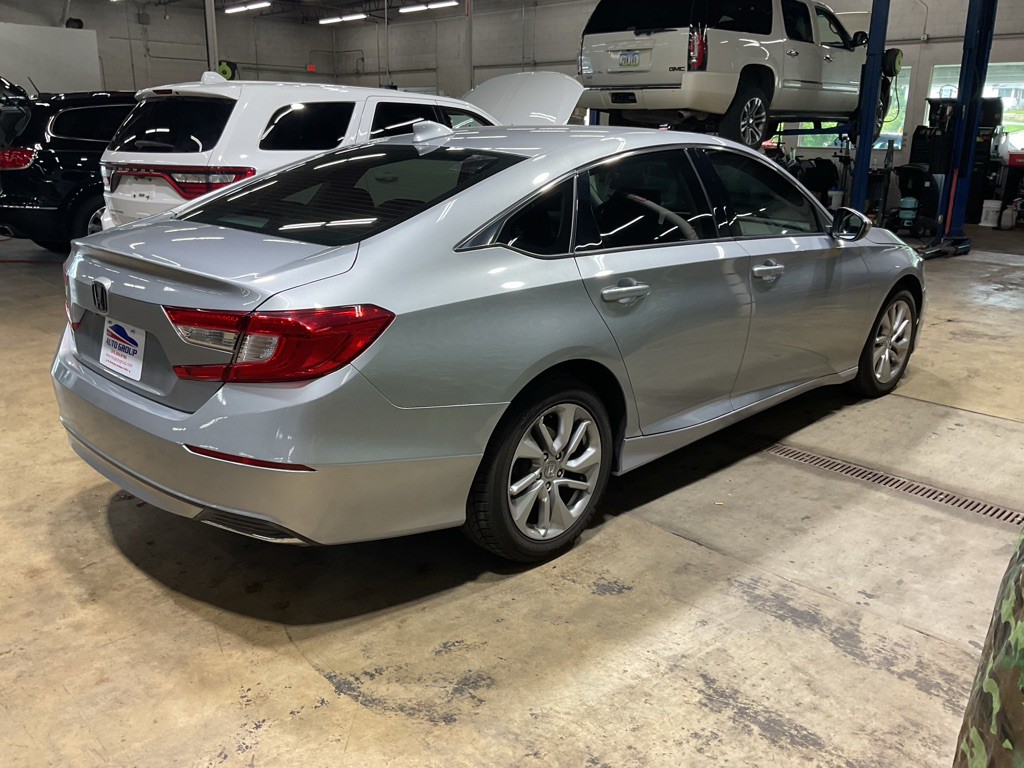 2019 Honda Accord Image 3