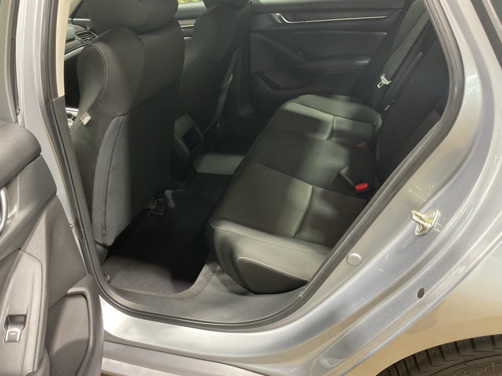 2019 Honda Accord Image 7