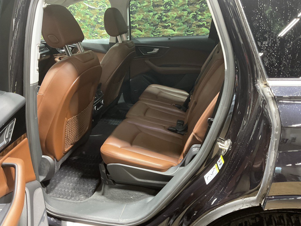 2018 Audi Q7 Image 7